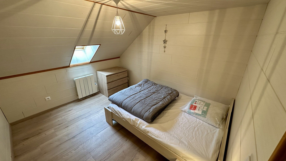 Room 3, Spacious Spot by the Hiking Trails, Puy-de-Dôme