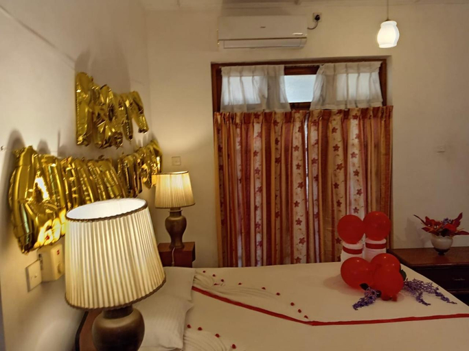 Bedroom 3, Hotel Shalini, N. Palatha East