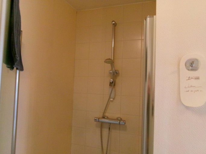 Bathroom 3, b&b Kraaiberg, Hainaut