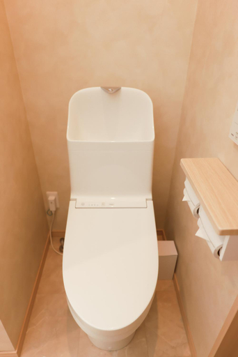 Bathroom 3, SANDBoX, Unknown7