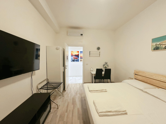 Bedroom 4, BED & BREAKFAST SAKURA, Milano