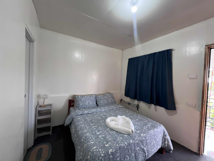 Bedroom 3, Helens Mountain Resort, Arakan