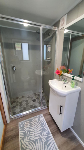 Bathroom, Allawah Bush Retreat, Cessnock