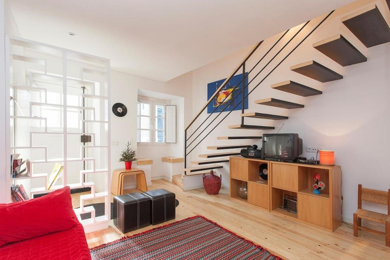 Others 4, Your Home in Mouraria Castle and Music, Lisbon