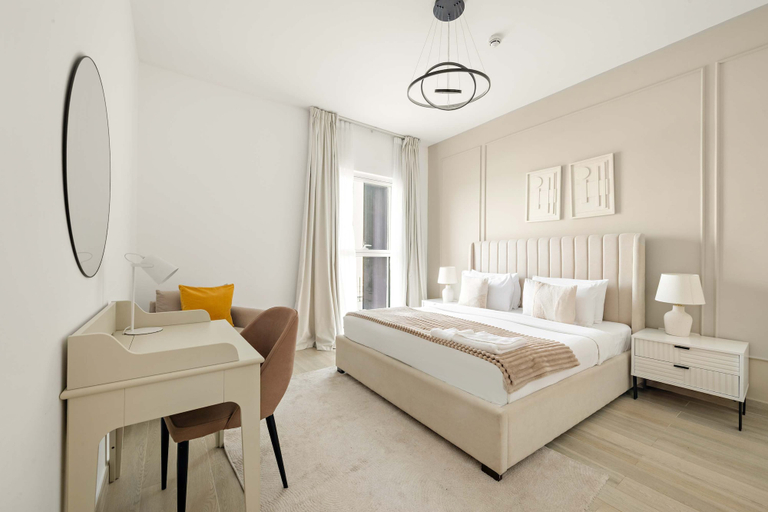 Room 2, Silkhaus in Water s Edge Close to Ferrari World, Yas Island