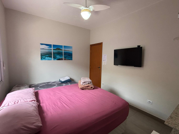 Bedroom 2, Pousada Riviera & Itaguare 100mts da praia!, Bertioga