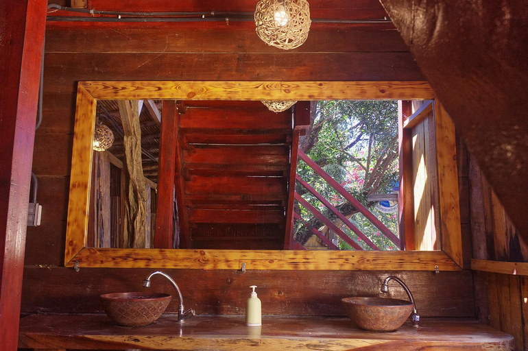 Bathroom 4, Casa Bambucha Hostel, León