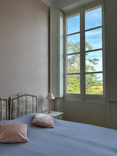 Bedroom 2, Gite Manzana au Chateau Lavalade, Tarn-et-Garonne