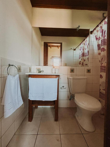 Bathroom, Kahuma, Imbituba