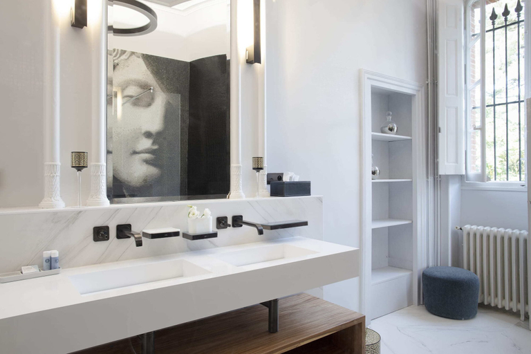 Bathroom 5, Chateau de Roquefoulet, Haute-Garonne
