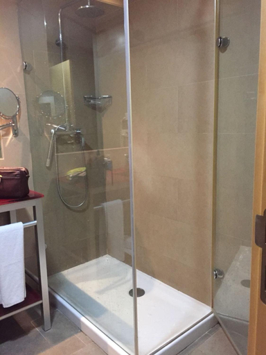 Bathroom 2, Hostal Canton Plaza, León