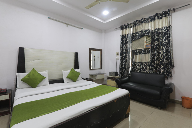 Bedroom 4, Hotel Dayal, Lucknow