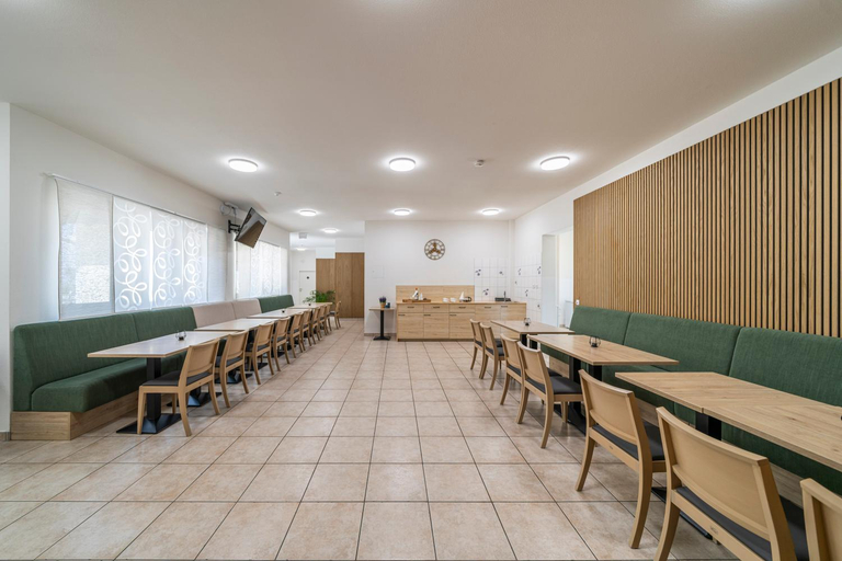 Food & Drinks, Gastehaus Hebalm - Alleinnutzung bis 50 Personen, 900 m2, Voitsberg