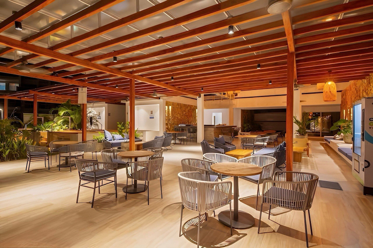 Dining, Apartamento premium en Baia Kristal, Cartagena de Indias