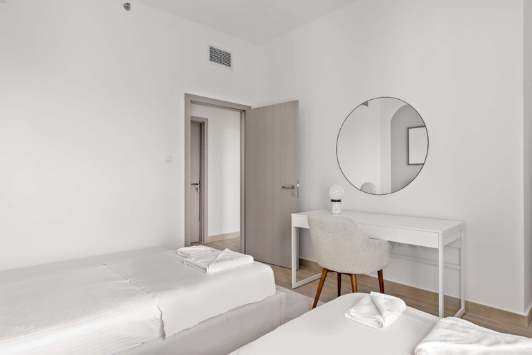 Room 2, Silkhaus Lavish 3BR Maid Yas Island, Yas Island