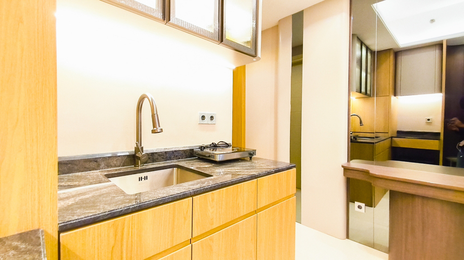 Others 3, Grand Luxurious and Premium Benson Studio Apartment Connected to PTC Supermall By Travelio, Surabaya