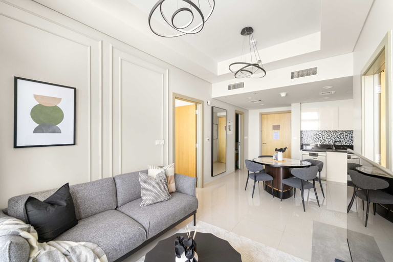 Room 3, Silkhaus Elite 2bdr Near Safa Park Aykon City, Dubai
