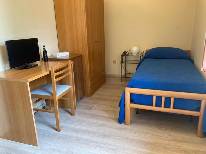 Bedroom 4, hotel Villa Conte Riccardi, Asti