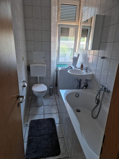 Bathroom, Monteurswohnungen - Klein Wanzleben, Börde