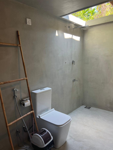 Bathroom 2, The Drop In Surfhouse Madiha, Matara Four Gravets