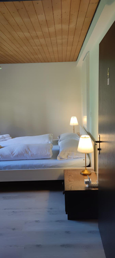 Bedroom 2, Gasthaus Stausee, March