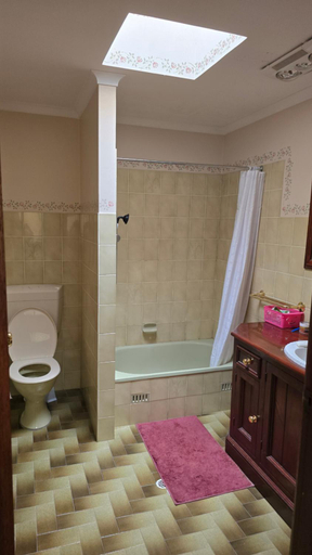 Bathroom 5, Peaceful Haven Guest House,, Adelaide