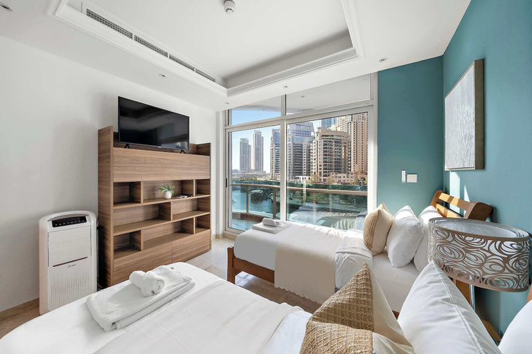 Room 4, Silkhaus New and Stylish 2BR in Dubai Marina, Dubai