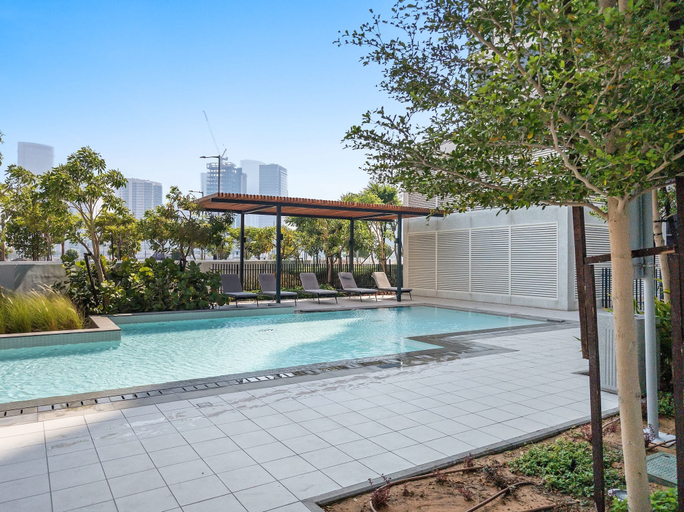 Room 5, Silkhaus Chic Studio Private Beach Pixel Tower, Abu Dhabi City