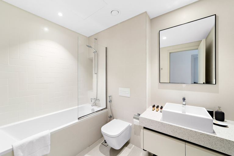Room 4, Silkhaus 1bdr Palm Sea View Marina Vista, Dubai
