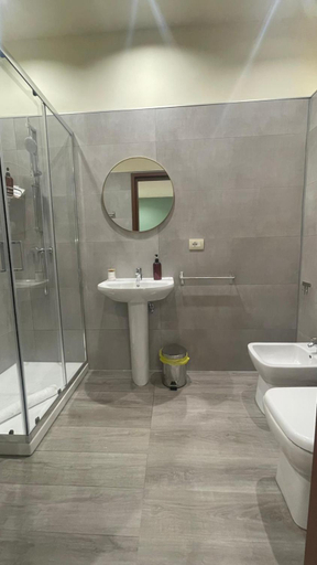 Bathroom 4, Oasi Perla Del Mare Rooms, Catania