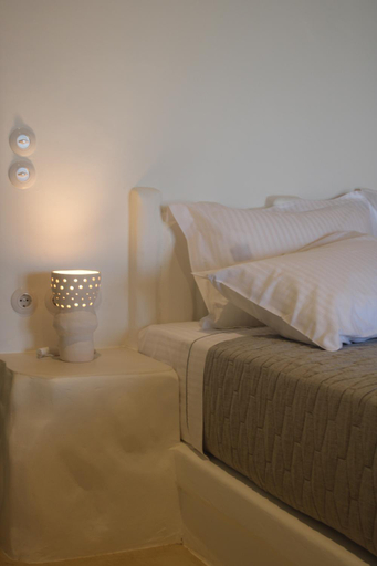 Bedroom 3, Pambelos Lodge, South Aegean