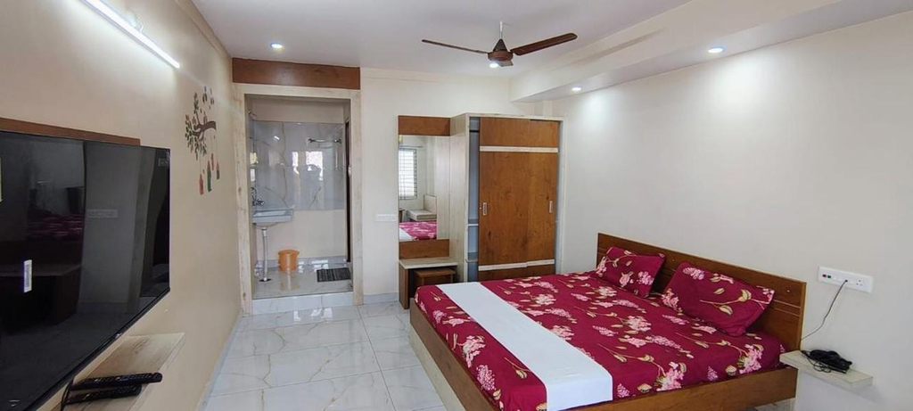 Others 3, ATHIDI NIVAS, Prakasam