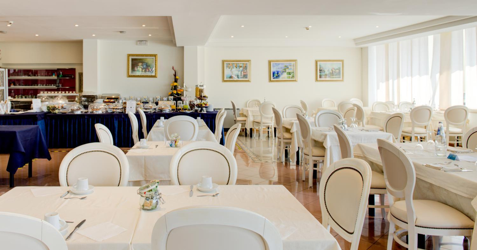 Food & Drinks 4, Hotel Capitol, Rimini