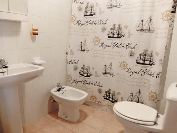 Bathroom, LOS IRIS PLAYA DE GANDIA- Apartamento Familiar, Valencia