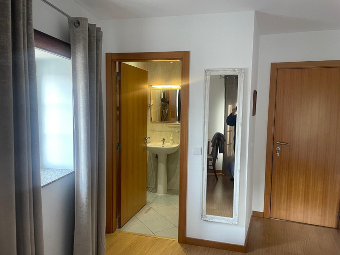 Bathroom 3, Casa Mina, Montalegre