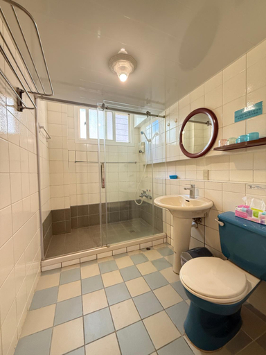 Bathroom 5, Frank B&B, Kinmen