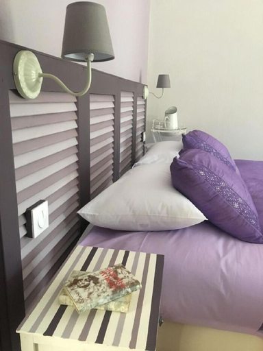 Bedroom 2, Les Hotes du Ranquet, Gard