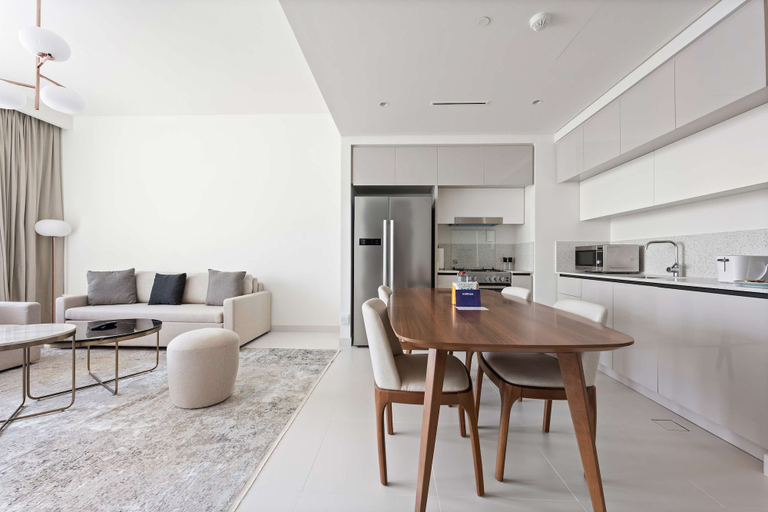 Room 5, Silkhaus Large 2BR Private Beach Marina Vista, Dubai