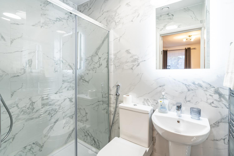 Bathroom 3, Prestige, Cambridgeshire