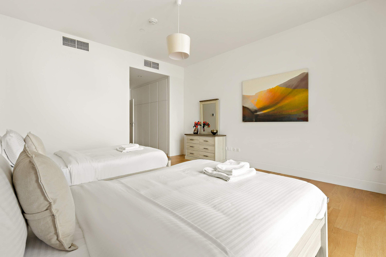 Room 4, Silkhaus 64floor PH Ballroom Hall Private Pool, Abu Dhabi City