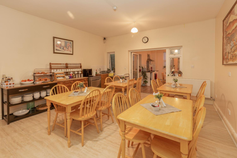 Food & Drinks 5, Ricky Road Guest House, Hertfordshire