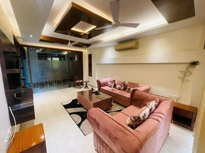 Living area 3, Fortune Home Service Apartment 4Bhk D163, Delhi