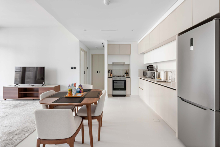 Room 2, Silkhaus Chic Seaview 1bdr Marina Vista Tower, Dubai