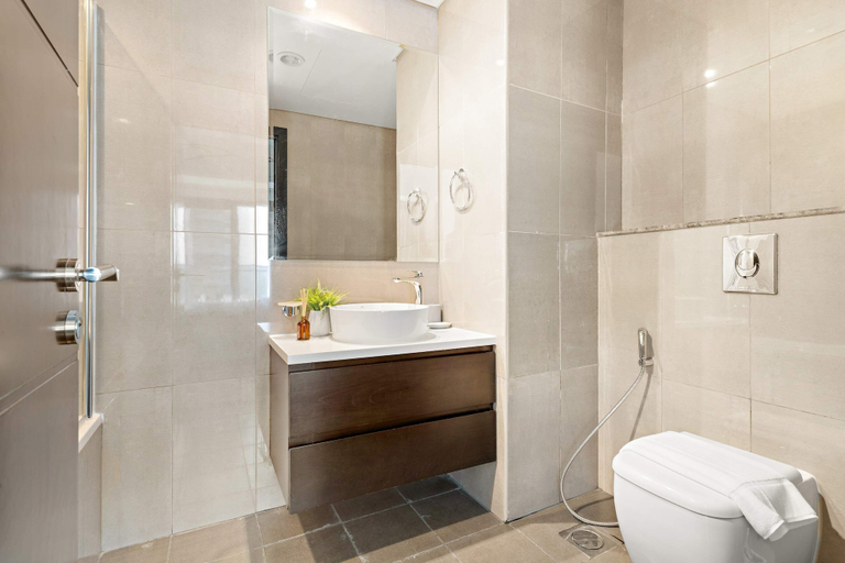 Room 3, Silkhaus Modern 2BR Merano Tower in Business Bay, Dubai