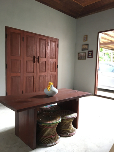 Others 5, Baan Mali Lampang, Ko Kha