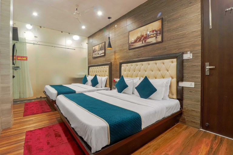 Room 5, Hotel Siya Ram by AKC Hotels, Dehradun