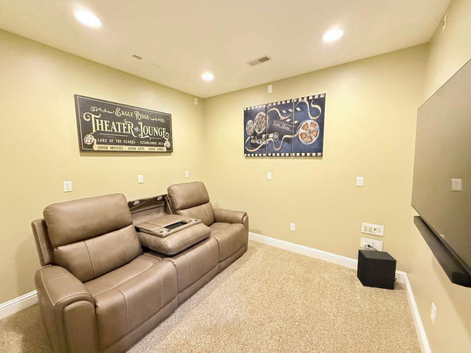 Living area 3, Eagle Ridge Retreat - Dock, Hot Tub & Game Room, Morgan