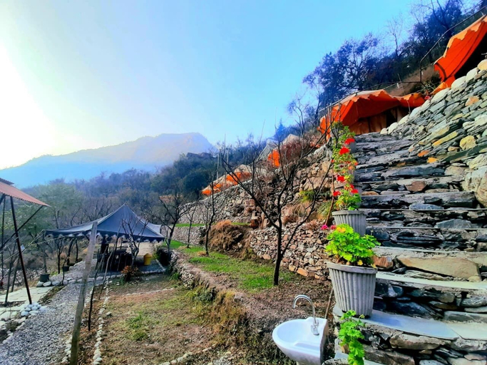 Property grounds 5, Ronak Happy Stay River Side Camping, Kullu