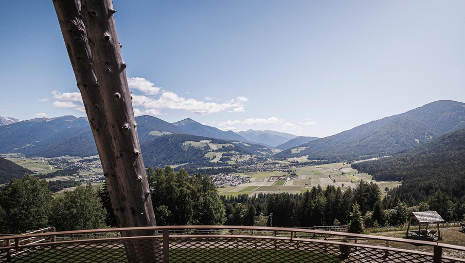 Others 4, Hotel Hubertus, Bolzano