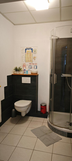 Bathroom 4, Pension Burgenring, Vogelsbergkreis